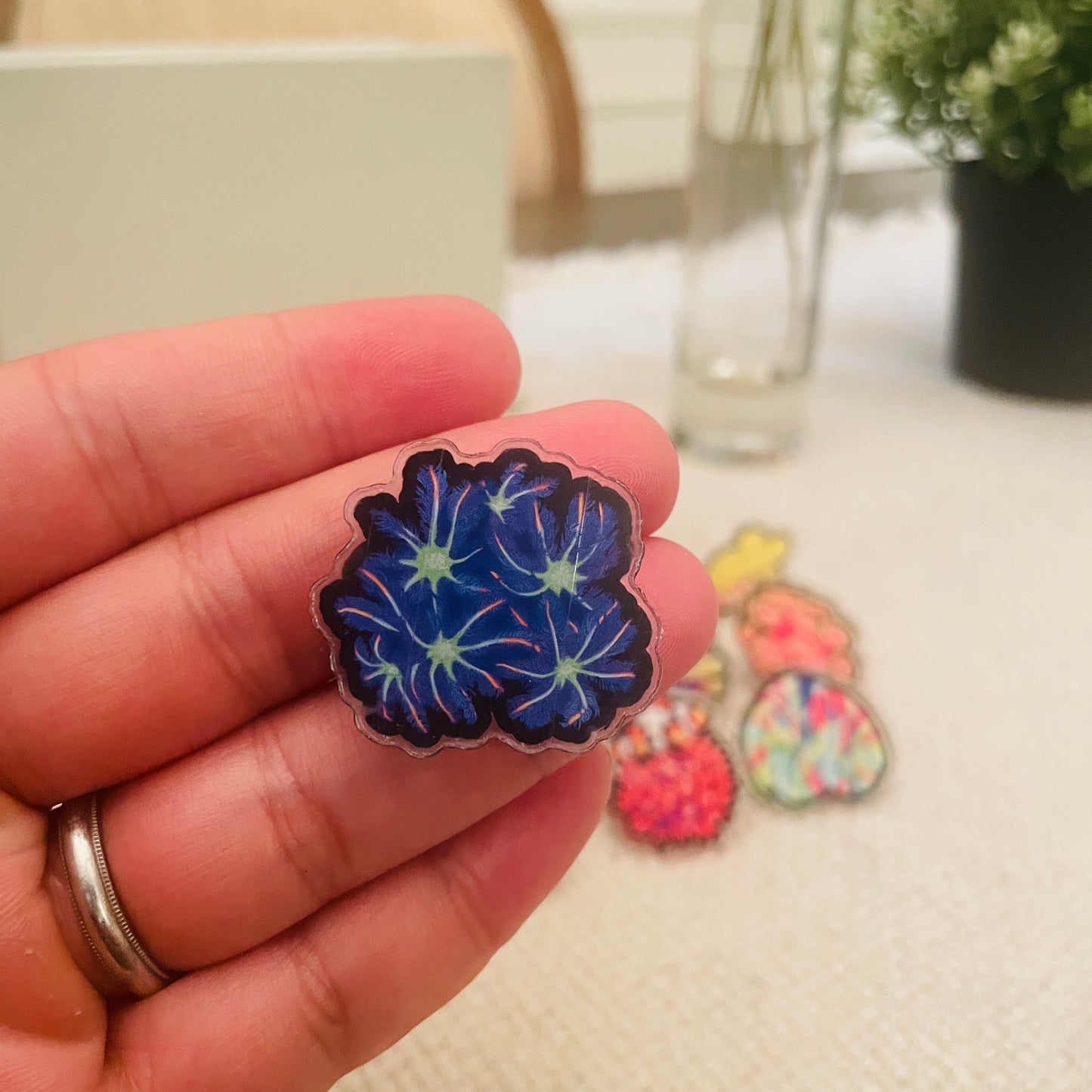 Cloves Coral Pin - Reef of Clowns LLC